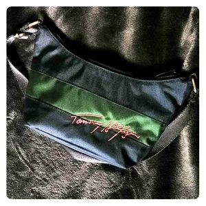 NWOT Tommy Hilfiger Purse